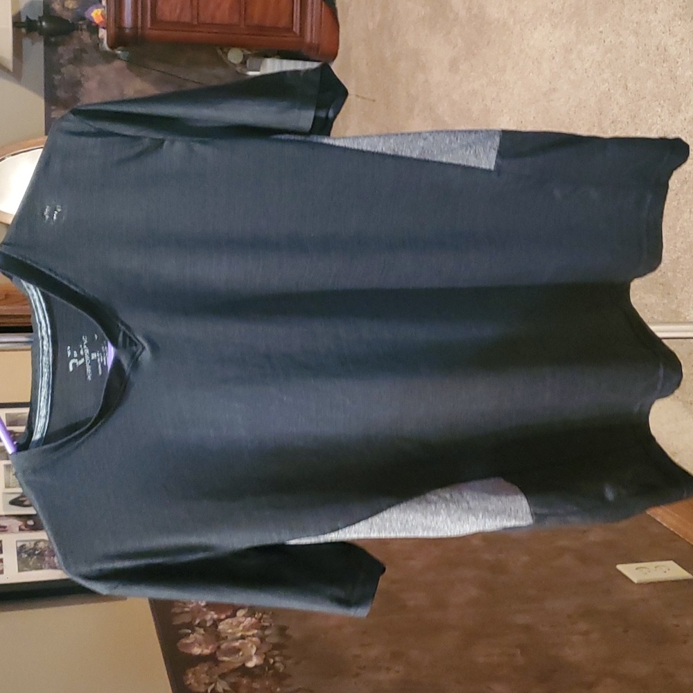 🌷RE Performance dri-fit shirt